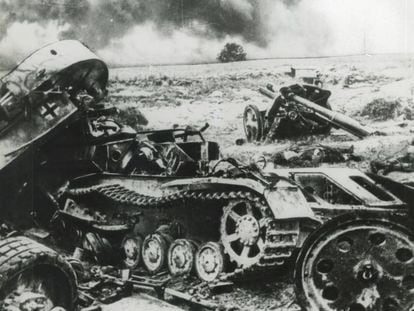 Blindados alemanes destruidos en Stalingrado.