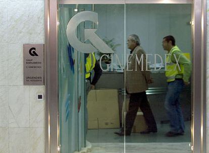 Detención del doctor Carlos Morín en una de sus clínicas en Barcelona el pasado noviembre.