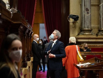 El consejero de Educación del Govern, Josep Gonzàlez-Cambray, durante el último pleno del Parlament.