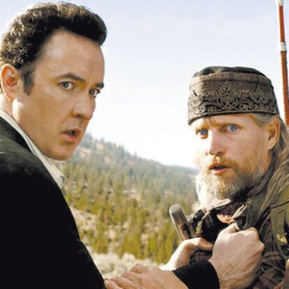 <b>John Cusack y Woody Harrelson, protagonistas de <i>2012</i></b>