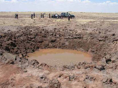 Aspecto del cráter formado al caer un meteorito en Puno (Perú) el pasado 15 de septiembre.