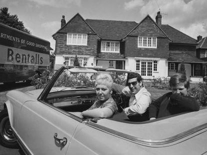 Melinda, Tom y Mark Jones el día de su mudanza a Sudbury en 1967.