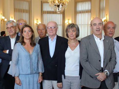 Los promotores de la Asociación por una España Federal, con Nicolás Sartorius en el centro.