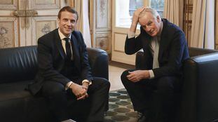 El presidente francés, Emmanuel Macron, y el negociador del Brexit de la UE, Michel Barnier
