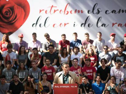 Pedro Sánchez, en la Fiesta de la Rosa de los socialistas catalanes.