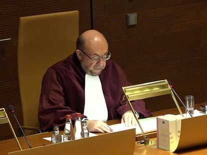 El juez del Tribunal de Justicia de la UE, el luxemburgués François Biltgen, leía este jueves la sentencia sobre la Superliga.