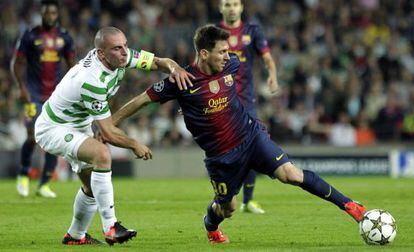 Messi trata de sortear a Brown en el partido de la Liga de Campeones contra el Celtic del pasado martes
