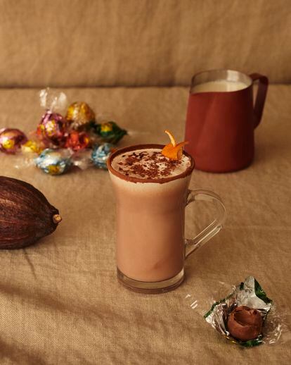 Cocoa, rum and chilli drink.