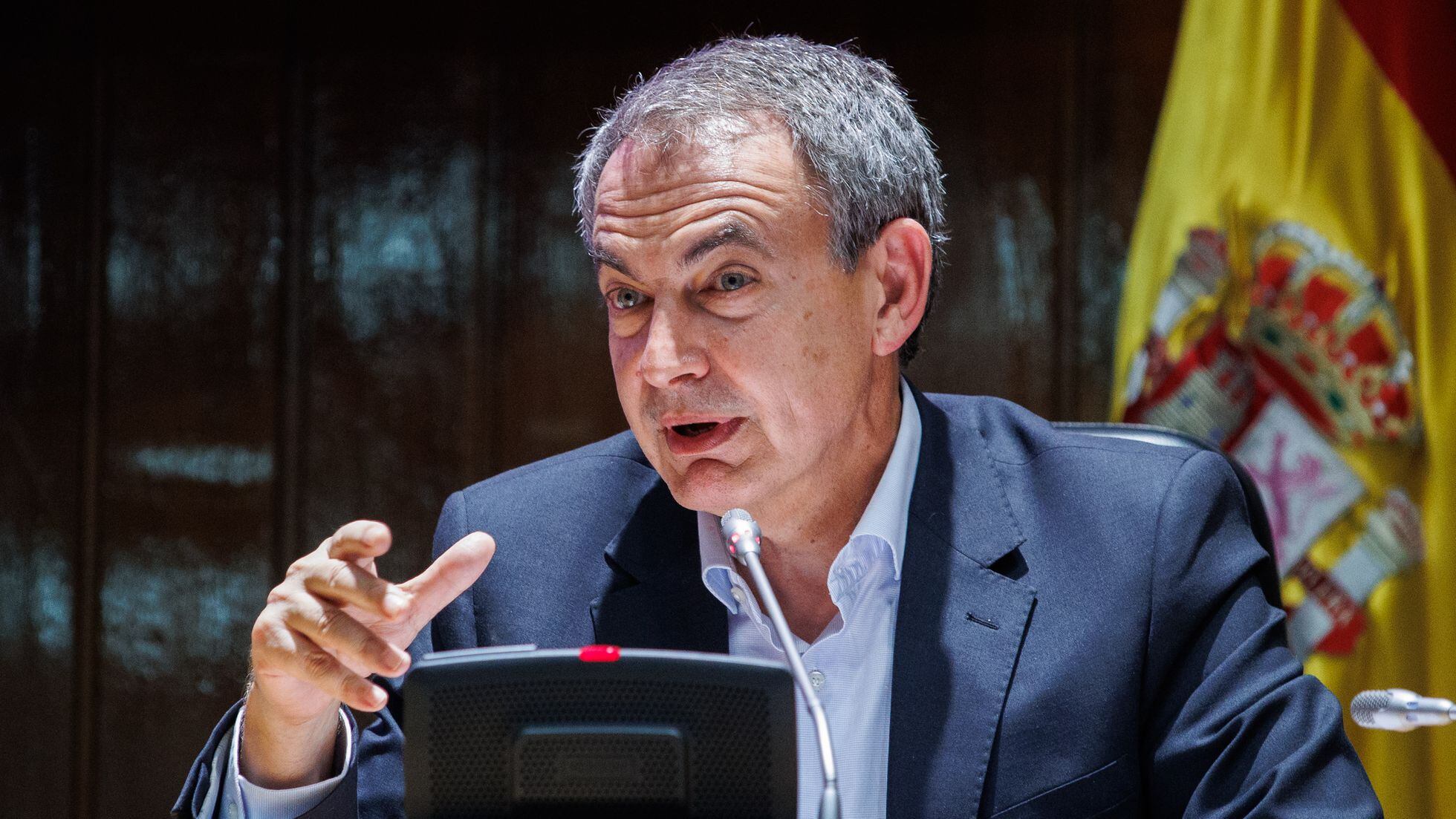 Zapatero sobre la Ley Trans: “Fue combatida por muchos, pero hecho feliz a todo el Vídeos | EL PAÍS