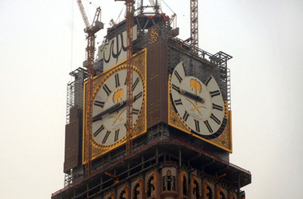 La Meca estrena el reloj más grande del mundo | Cultura | EL PAÍS