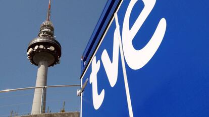Vista del Pirulí, el centro de comunicaciones de RTVE.