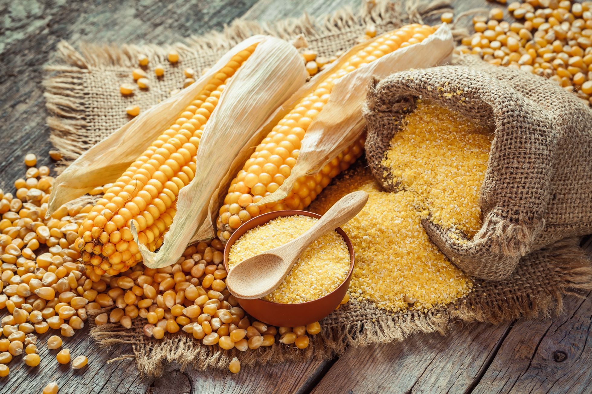 Harina de maíz, maicena y sémola: cómo utilizar las tres variedades del cereal que salva el menú de los celiacos | La despensa | Buenavida | EL PAÍS