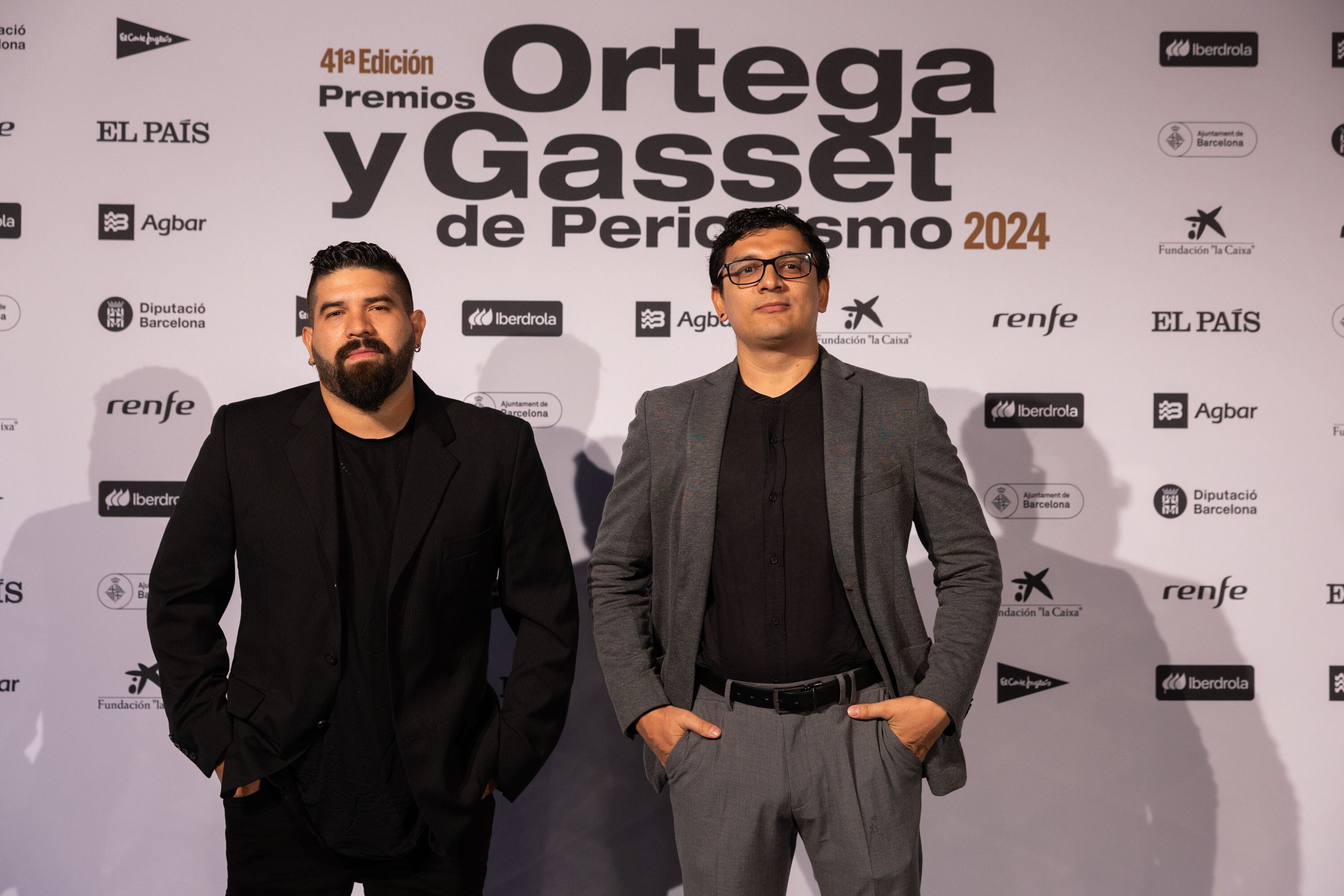 Los ganadores del premio de investigación, Juan José Martínez (izquierda) y Bryan Avelar.