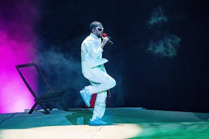 Bad Bunny durante su actuación de los premios MTV en el Yankee Stadium, de Nueva York.
