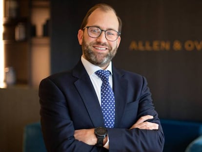 Allen & Overy nombra counsel a Pablo Méndez