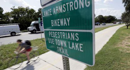 El carril bici con el nombre de Armstrong en Austin, su ciudad. 