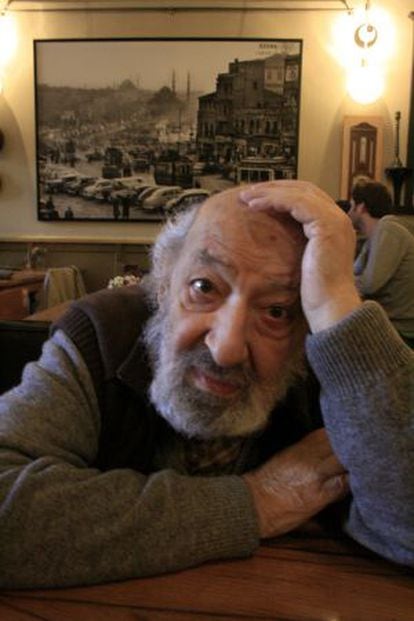 El fotógrafo turco Ara Güler.