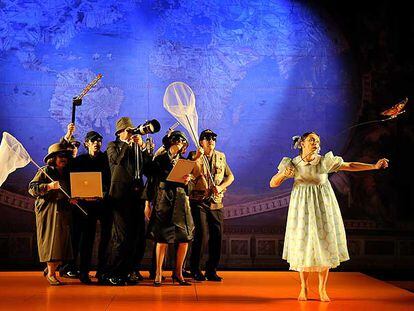 Els Joglars, en un ensayo de <i>La cena</i> en el teatro Lope de Vega de Sevilla.