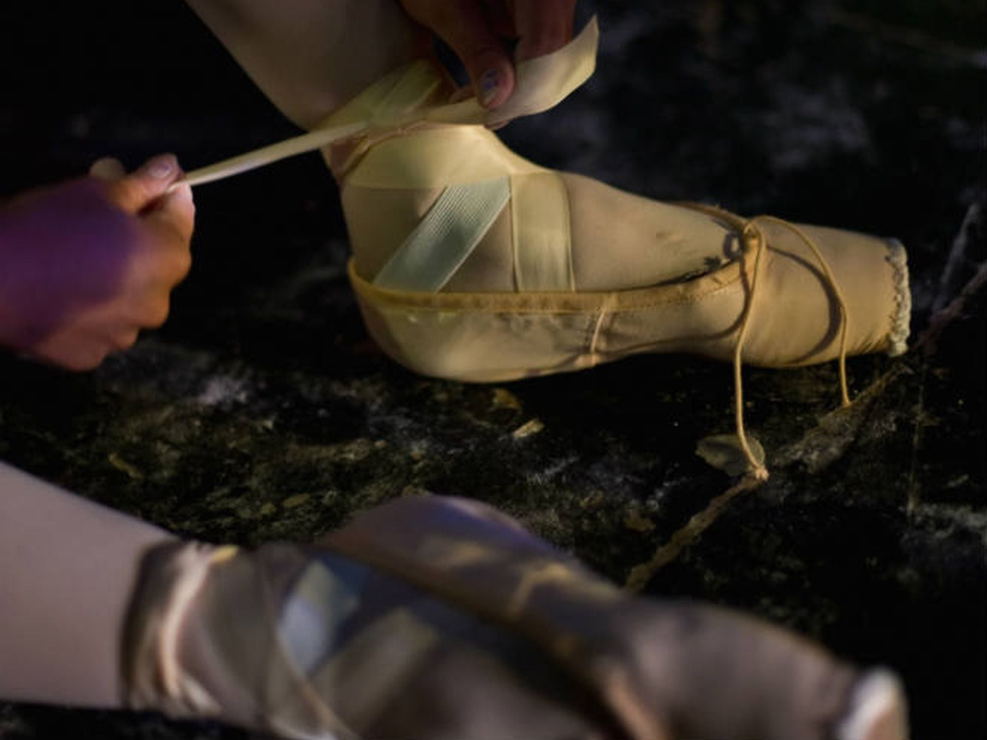 Salir a la calle en puntas de ballet, la nueva tendencia en moda