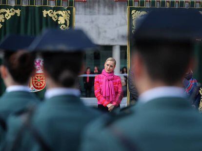 Cristina Cifuentes, en el acto de toma de posesión del coronel Diego Pérez de los Cobos como nuevo jefe de la Comandancia de Madrid.