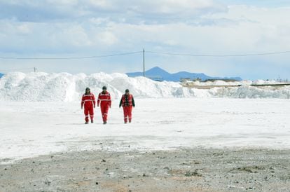 El salar de Uyuni, en Bolivia, es uno de los mayores yacimientos de litio en el planeta.