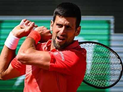 Djokovic, durante el partido contra Kovacevic en la Philippe Chatrier.