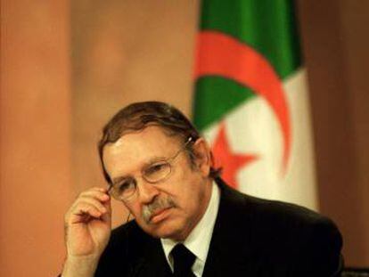 El presidente de Argelia, Abdelaziz Buteflika, durante una rueda de prensa. 