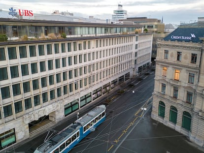 Sedes de UBS y Credit Suisse en Paradeplatz, Zúrich (Suiza).