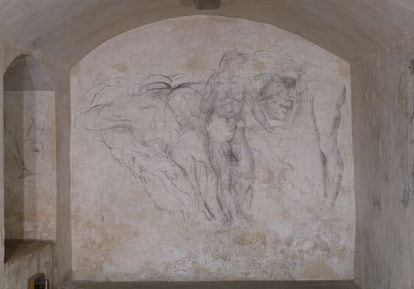 Dibujos atribu&iacute;dos a Miguel &Aacute;ngel en la habitac&iacute;&oacute;n secreta de la Capilla de los M&eacute;dici de Florencia. 