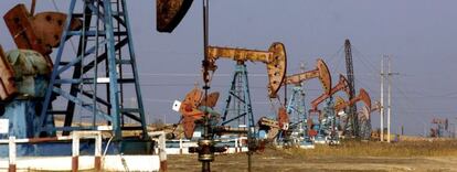Campo de extraccion de petroleo en Venezuela.