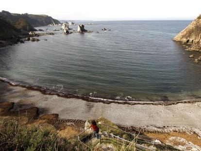 Vista de la playa del Silencio, en Asturias. 