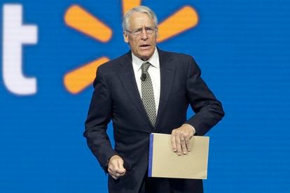 Rob Walton, in 2015, at the last Walmart meeting he attended as company president.