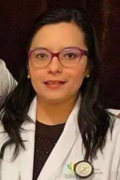 La doctora Azucena Calvillo.