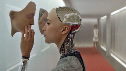 Fotograma de la pel&iacute;cula &#039;Ex Machina&#039; (2015)