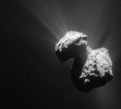 El cometa 67/P fotografiado por la sonda 'Rosetta'