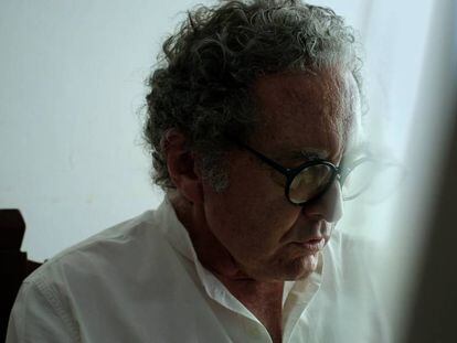 Es escritor argentino Ricardo Piglia padece ELA.