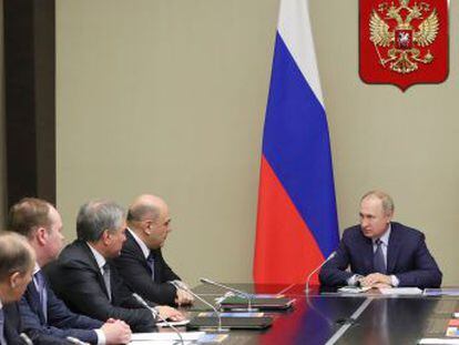 Las enmiendas proponen que el Consejo de Estado, ahora un órgano solo consultivo, marque la política exterior e interior rusa
