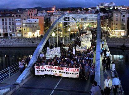 Manifestación de los trabajadores de Lear en Tortosa, ayer.