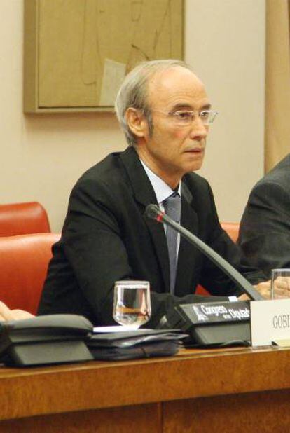 Ciprià Ciscar, como presidente de la Comisión de Defensa del Congreso.