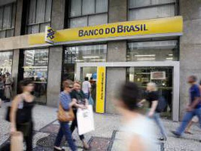 El Banco do Brasil admitió que en los resultados récord contribuyó la venta de acciones de la subsidiara responsable por las operaciones con pensiones, seguros y capitalización. EFE/Archivo