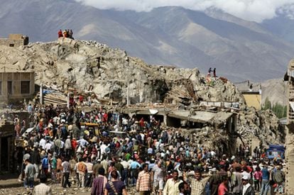 La ciudad de Leh, en la Cachemira india, ha quedado seriamente dañada tras las lluvias monzónicas.