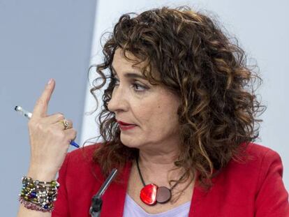 La ministra de Hacienda, Mar&iacute;a Jes&uacute;s Montero.