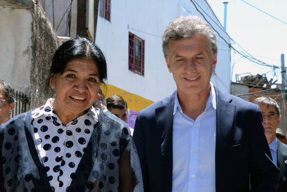 Margarita Barrientos y el presidente de Argentina, Mauricio Macri, en el comedor Los Piletones