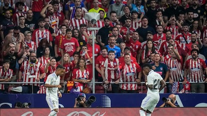 Rodrygo y Vinicius bailan para celebrar el gol del primero ante el Atlético de Madrid.