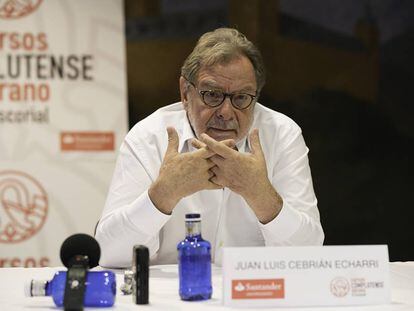 Juan Luis Cebri&aacute;n durante su charla en el curso de verano de la Universidad Complutense en El Escorial organizado por la FAO.