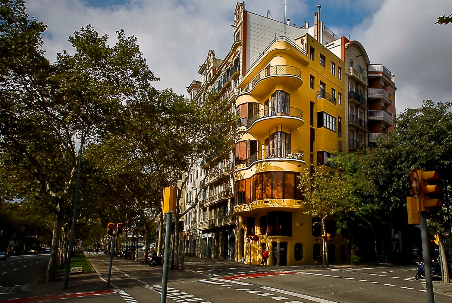 Casa Planells del arquitecto Josep Jujol, en la Diagonal de Barcelona.