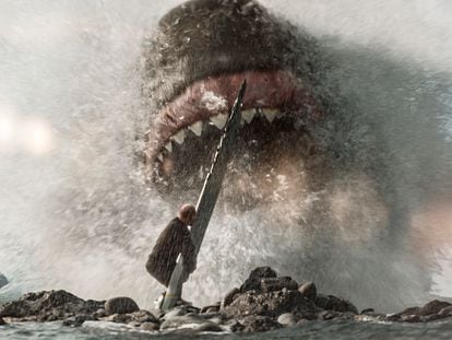 Imagen promocional de Warner Bros. Pictures de una escena de 'Megalodón 2: La Fosa'.