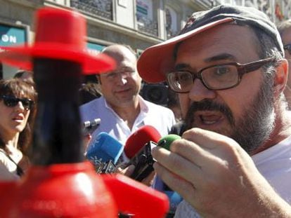 Un miembro de Madrid Ciudadanía y Patrimonio, durante la rueda de prensa.