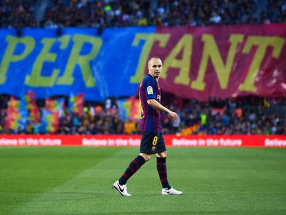 Iniesta, durante el partido ante la Real.