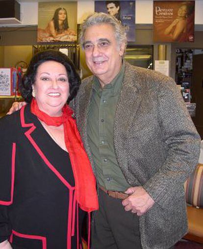 Montserrat Caballé, homenajeada en Nueva York, junto al tenor Placido Domingo.